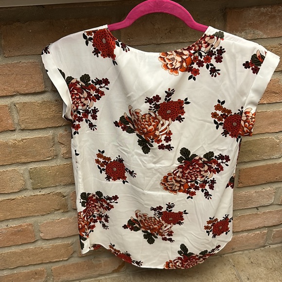 Express blouse bundle - Picture 3 of 7